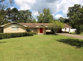 2617 Pecan Ridge Dr, Laurel, MS 39440