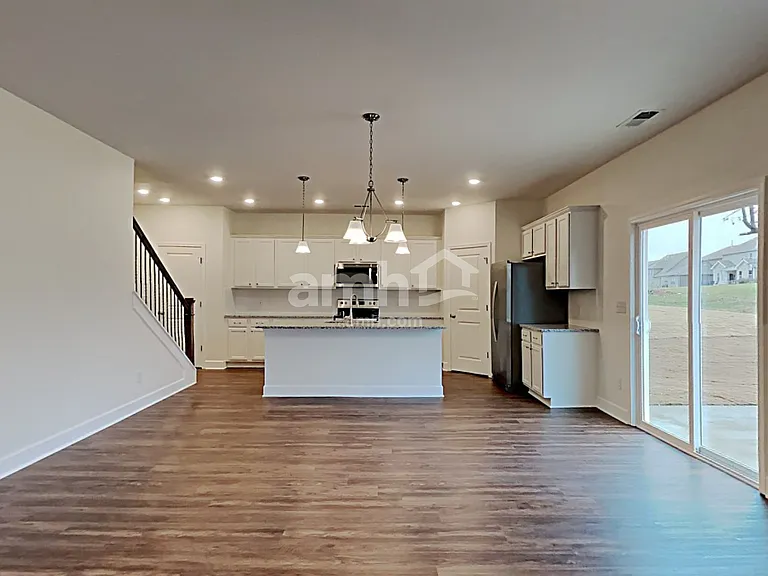 4326 Spregan Way — Photo 6