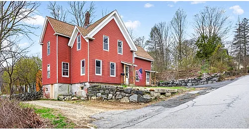 37 W Myrtle St #B Photo 1
