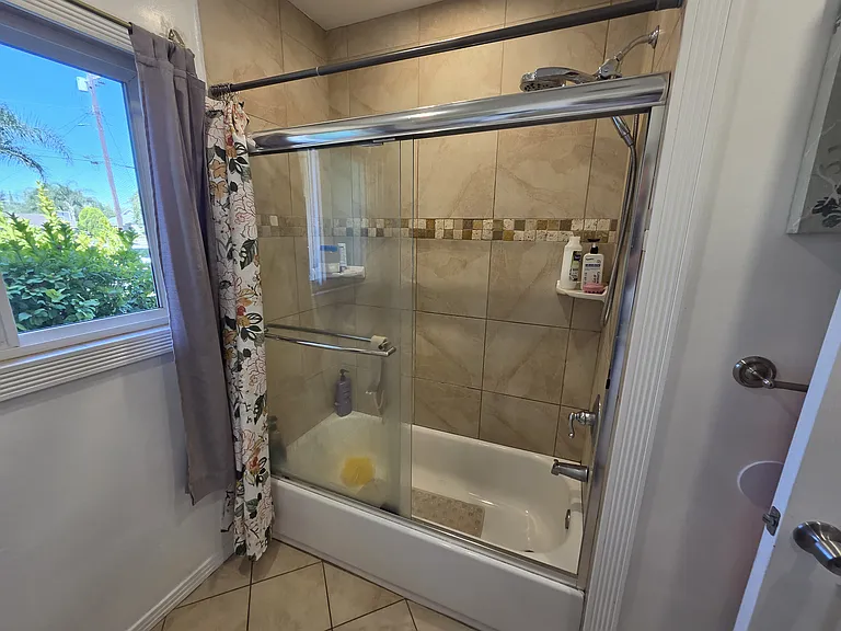 13166 Phillippi Ave — Photo 24
