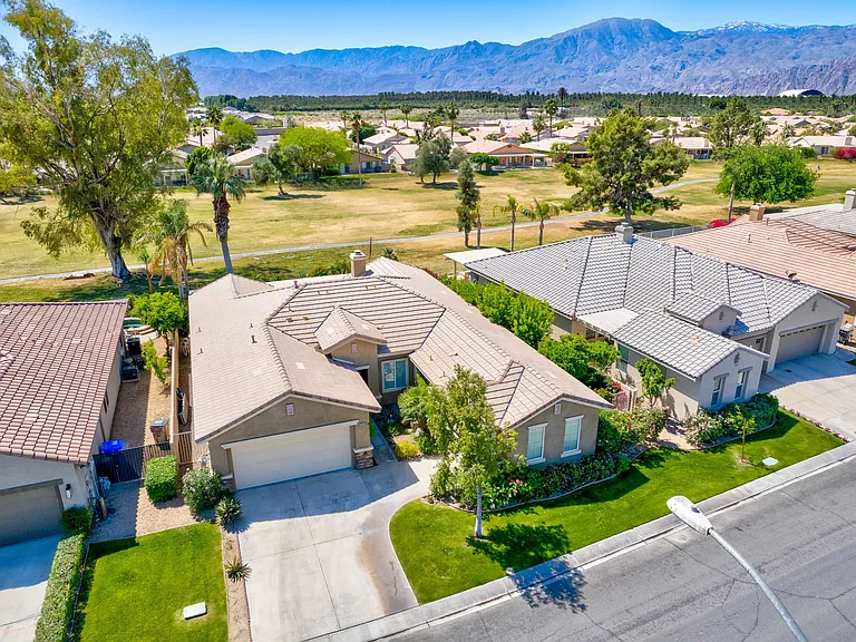 82539 Grant Dr — Photo 60