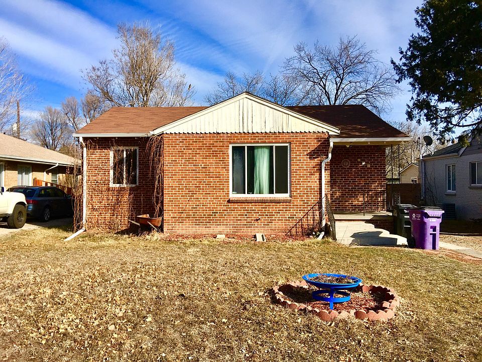 1st image of 810 Krameria St