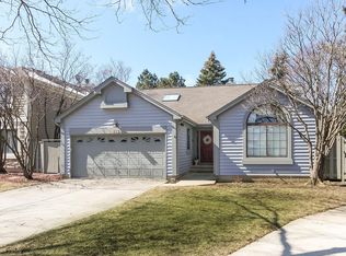 112 Cayuga Ct, Bloomingdale, IL 60108