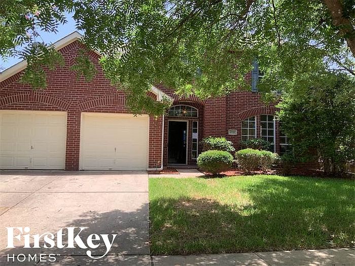 1st image of 4721 Bellflower Way
