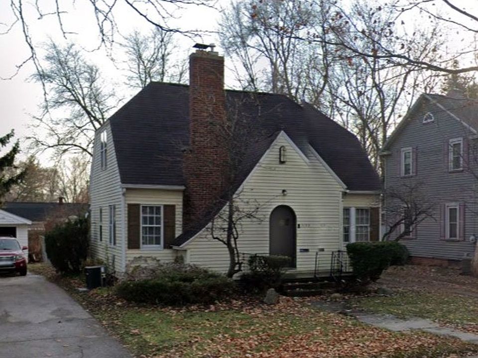 1st image of 3723 State St