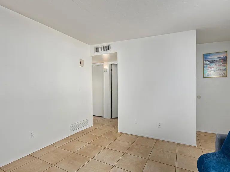 7455 E Desert Spring Dr — Photo 3