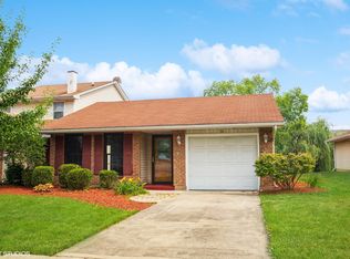 16 Majestic Dr, Lombard, IL 60148