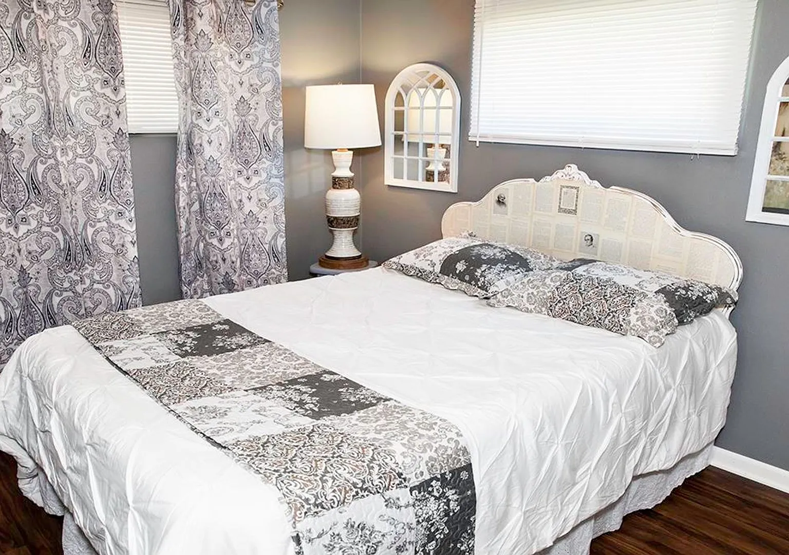 2 bedroom and 1 bath — Photo 3