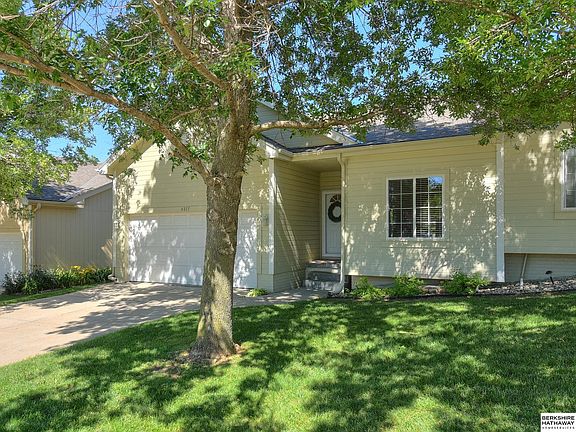 3rd image of 4811 N 144th Ave