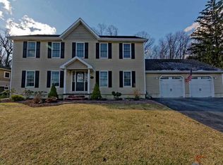 37 Overlook Ave, Latham, NY 12110