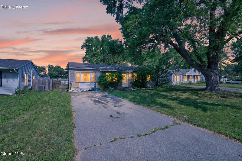 3rd image of 22 Mildred Lane