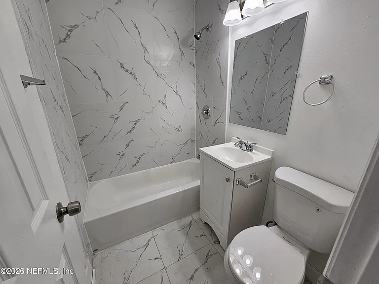 10228 Westmar Rd — Photo 5