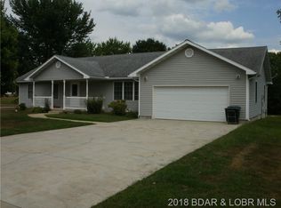 120 Williams Dr, Versailles, MO 65084