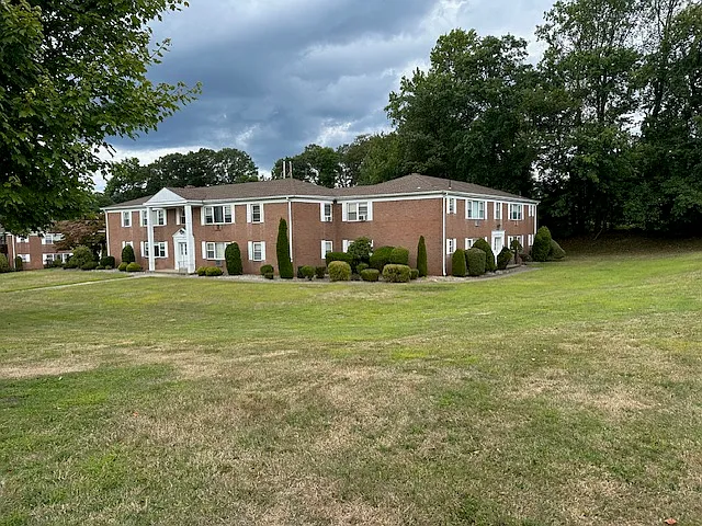 Rolling Ridge Rd