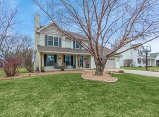 1973 Swanstone Cir, De Pere, WI 54115