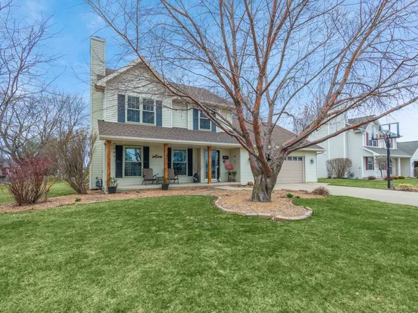 1973 Swanstone Cir, De Pere, WI 54115