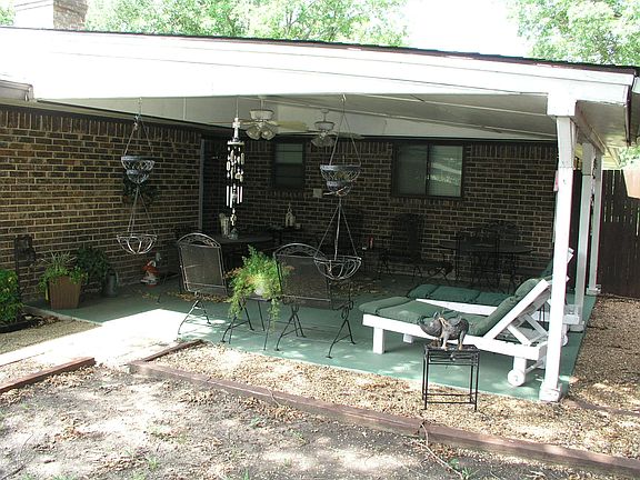 5th image of 1914 Wisteria Way