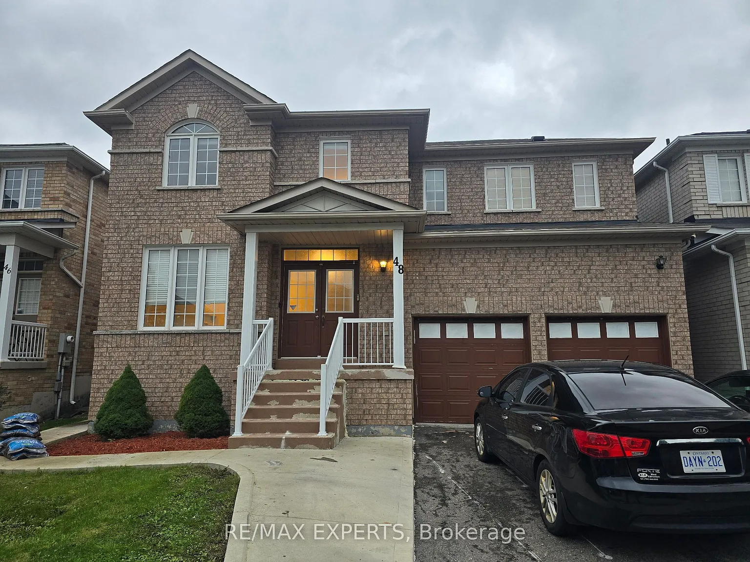 4 bed, $2,950 — Photo 1