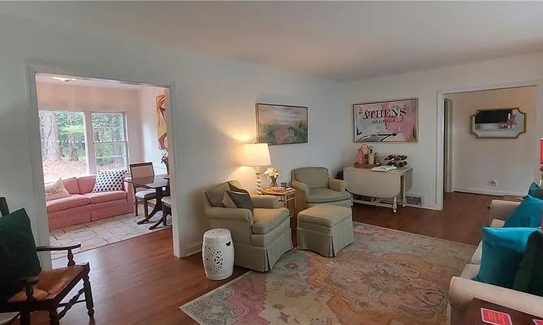 4522 Wieuca Rd NE — Photo 7