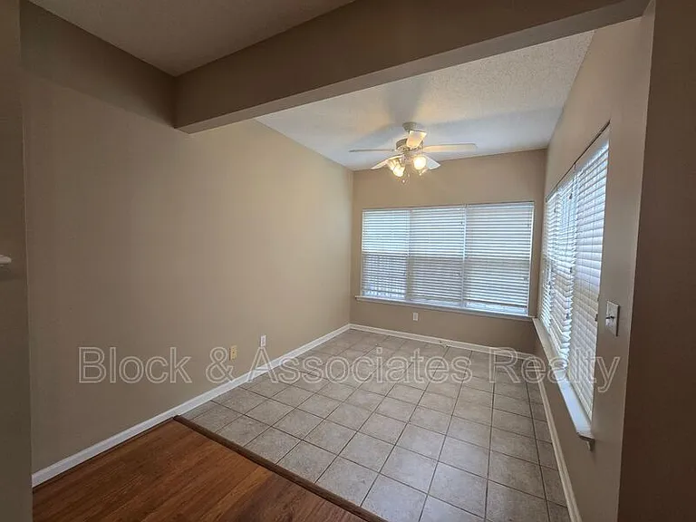 210 Brittany Way — Photo 7