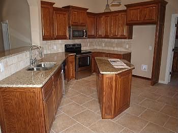 3rd image of 2613 Debracy Ave