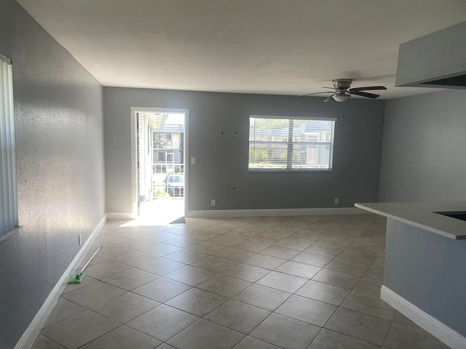 1 bed, 1.5 bath, 726 sqft, $1,500 — Photo 4