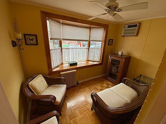 3rd image of 19-18 Ditmars Blvd #A