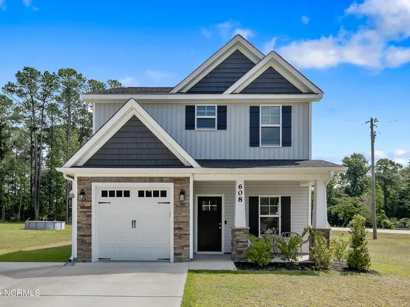 608 Bill Shaw Road, Spring Lake, NC 28390