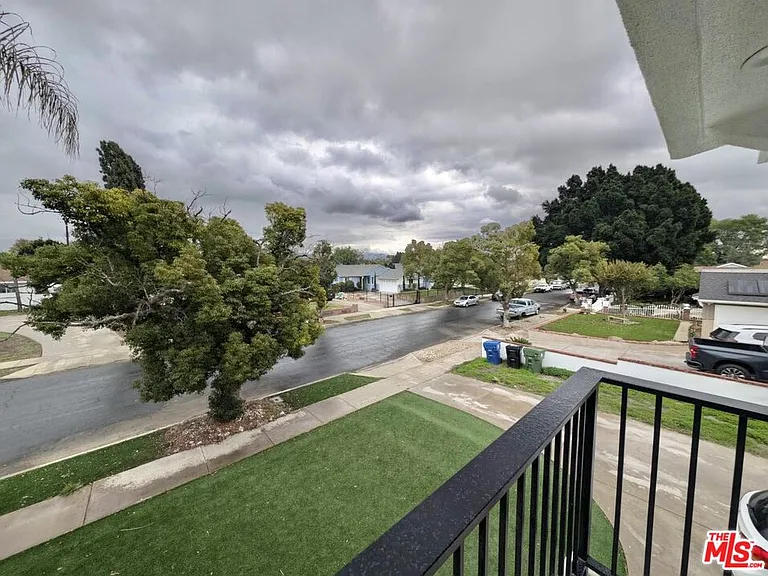10623 Stanwin Ave — Photo 16