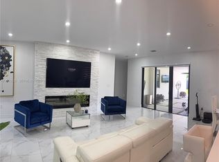 Southern Cove, Miami, FL 33170