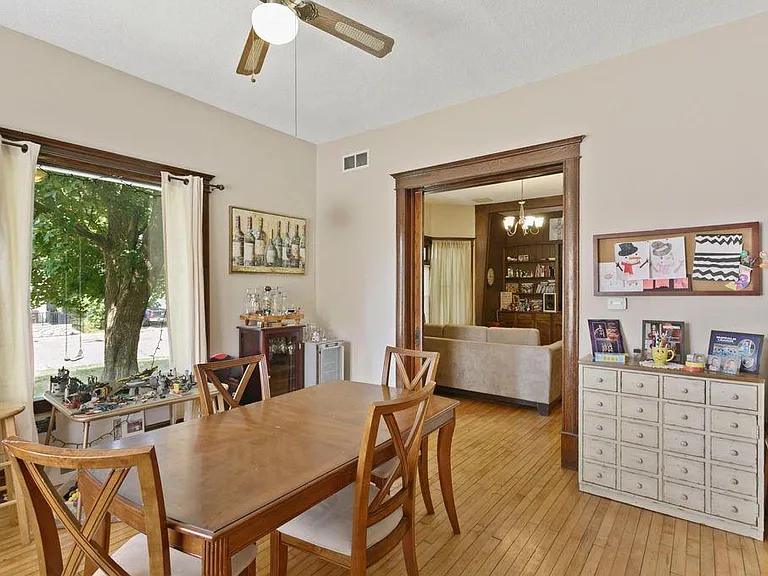 271 Nelson Blvd — Photo 2