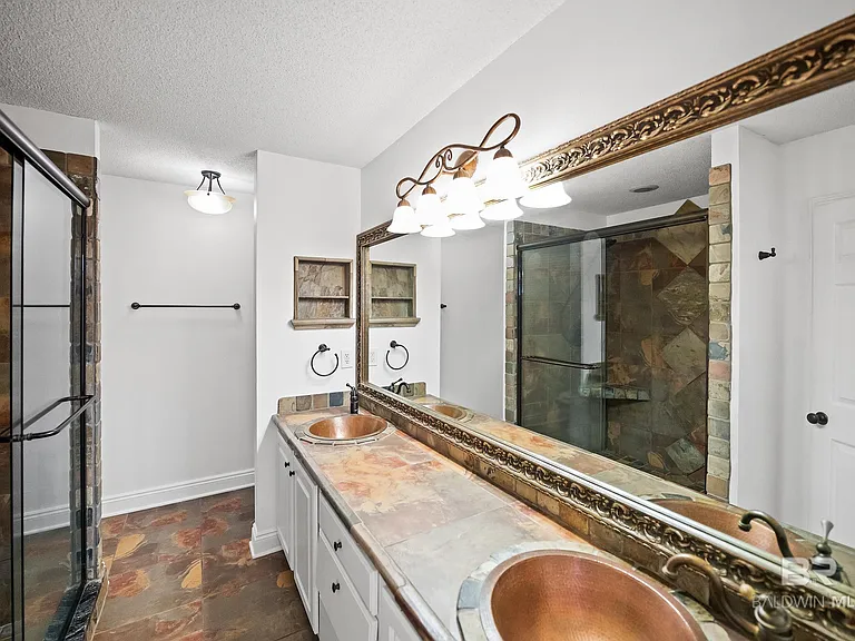 101 Davison Loop — Photo 17