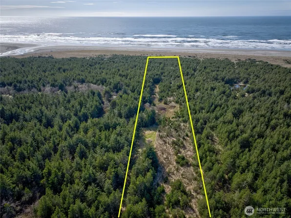 0 35th & J Lane, Ilwaco, WA 98644