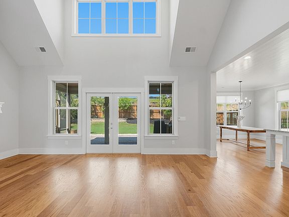 5th image of 10607 Flicker Way