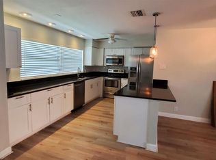 650 SW 12th Ter, Boca Raton, FL 33486