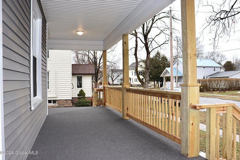2nd image of 36 School Street