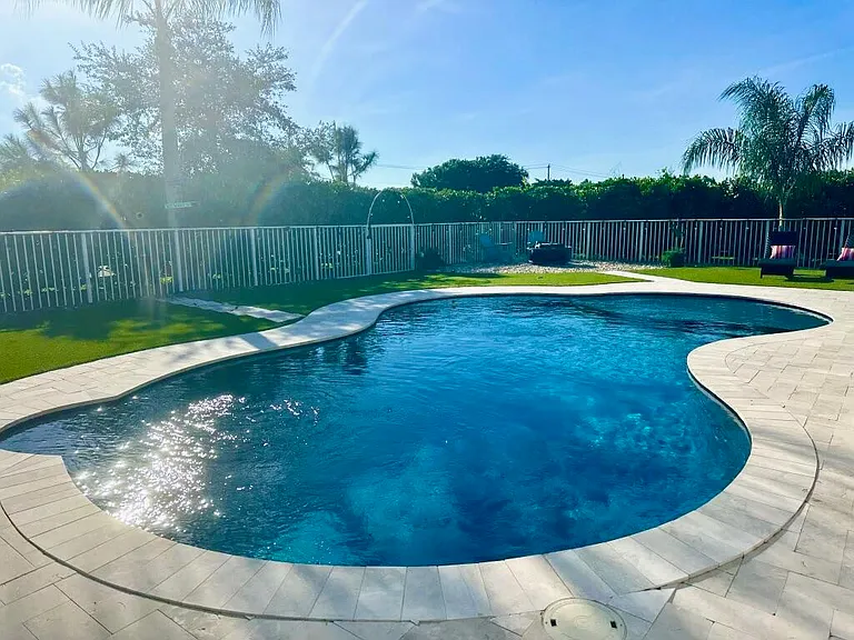 15072 Corby Ct — Photo 18