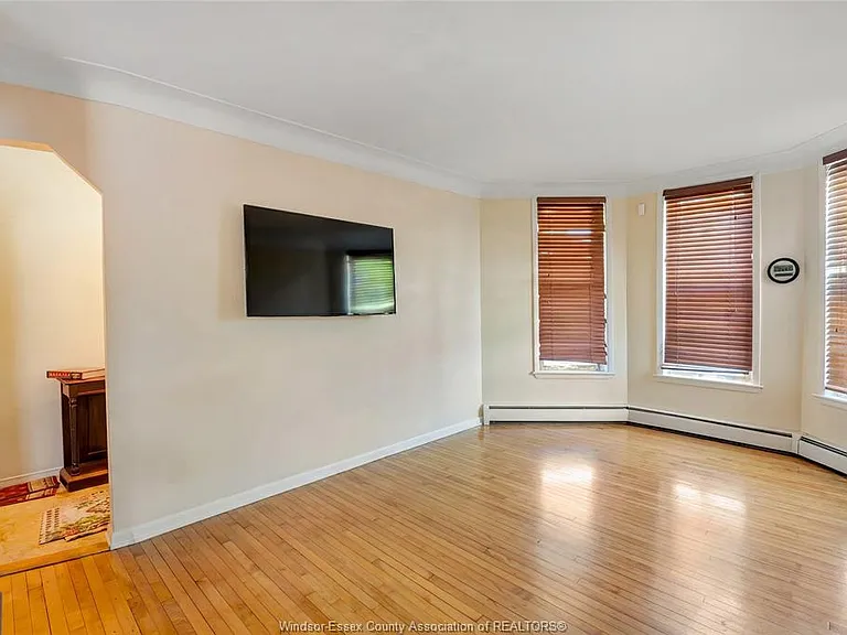 394 Cameron Ave — Photo 2