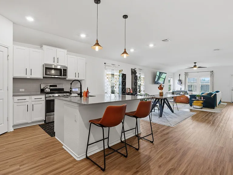 129 Esparza Dr — Photo 6