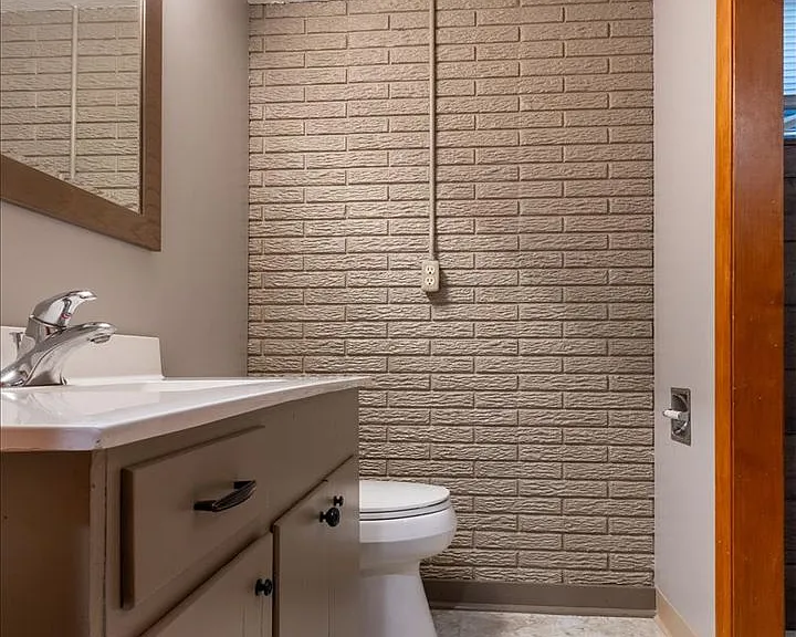 7221 Lexington Ave — Photo 29