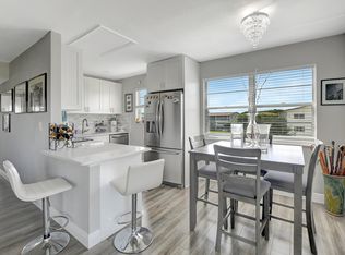 42 Brighton Dr BUILDING A, Boca Raton, FL 33434