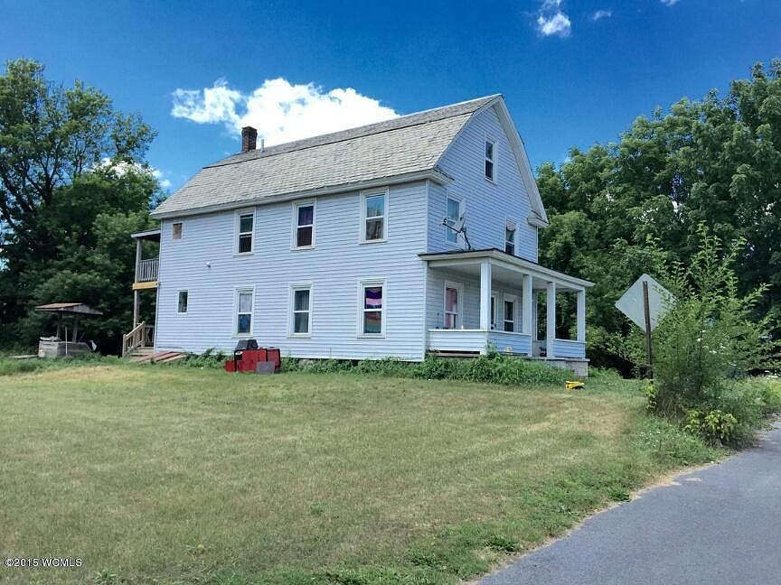 2nd image of 30 Peck Ave