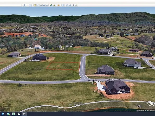 105 Pheasant Walk Dr, Maryville, TN 37804