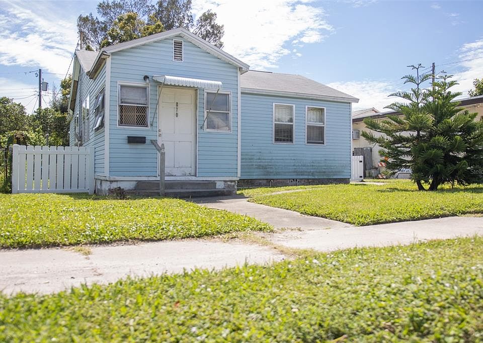 1st image of 870 18TH AVENUE S