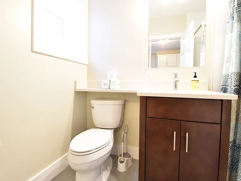 20A Moon St #4 — Photo 10