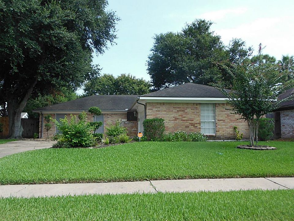1st image of 15815 Brookford Dr