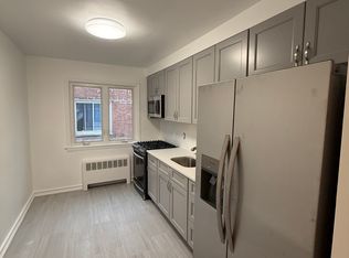 64-04 78th St #2, Middle Village, NY 11379