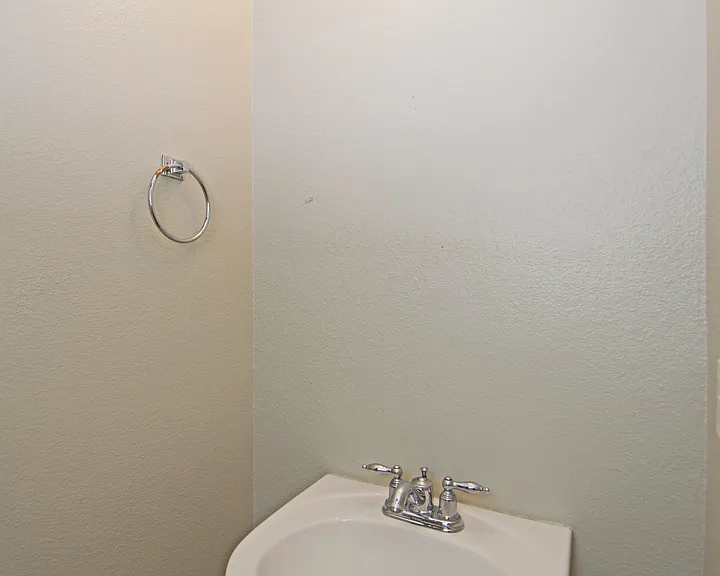6800 Cromarty Ln — Photo 20
