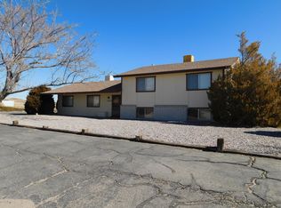 512 N Oliver Dr, Aztec, NM 87410