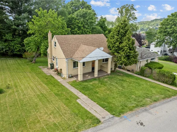 2396 Foster Rd, White Oak, PA 15131